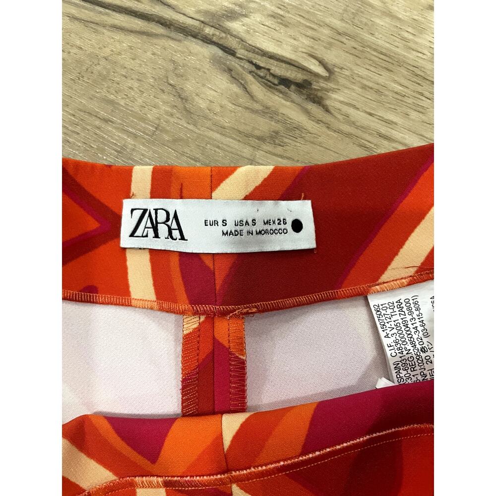 ZARA Hot Pink FuchsiaOrange Geometric Printed High Waisted Pleated Shorts Size S - Picture 8 of 9